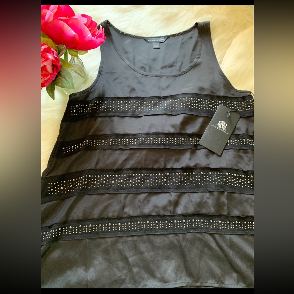 *NWT Rock&republic women’s sleeveless top NWT🖤